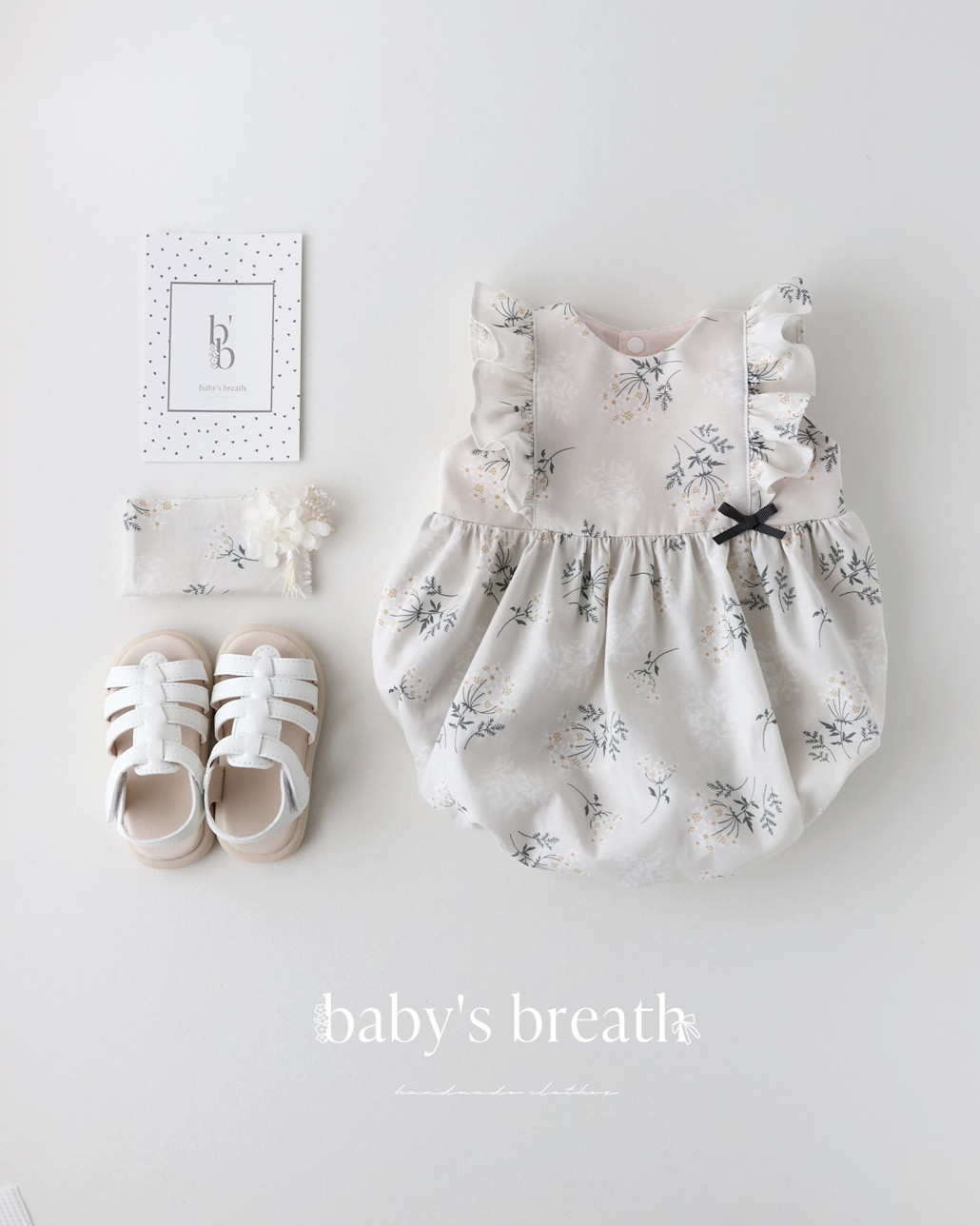 レース フラワー グレージュ ロンパース ୨୧