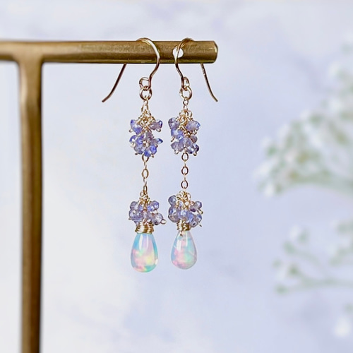 小さなカラーオパールとタンザナイトのブーケピアス◇14kgf ピアス