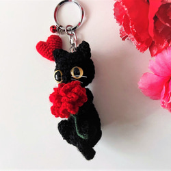 カーネーション黒猫♡キーホルダー・ストラップ・ボールチェーン【母の日】受注製作品 3枚目の画像