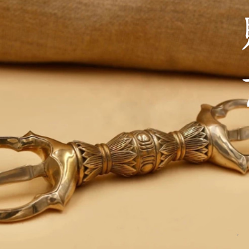チベット仏教法器 真言宗 三鈷杵 金剛杵 密教法具 真鍮製 vajra 20cm