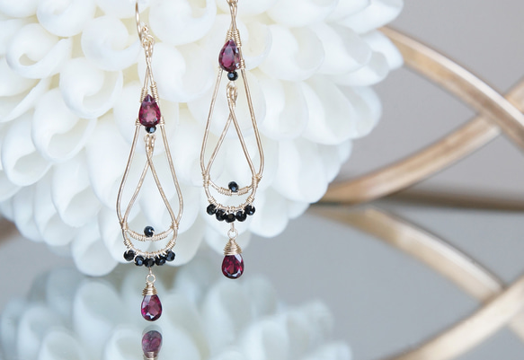 【14KGF】14KGF Double Teardrop Rhodolite Garnet Earrings 4枚目の画像