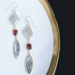 【14KGF】Grey Moon Stone,Garnet,Marquise Grey Glass Earrings 2枚目の画像