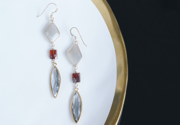 【14KGF】Grey Moon Stone,Garnet,Marquise Grey Glass Earrings 2枚目の画像