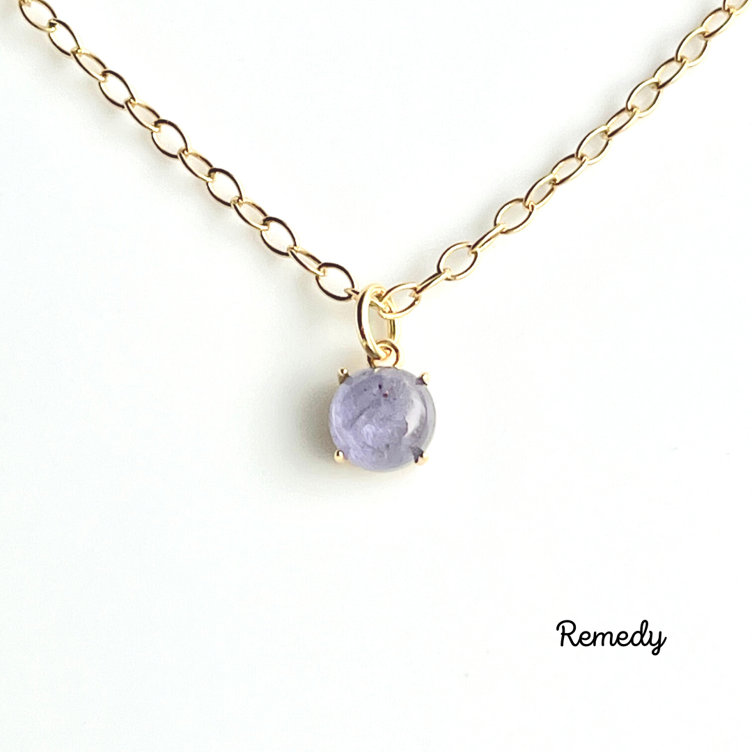 タンザナイトのカボションカット一粒ペンダント〜silver925/18KGP 12月誕生石