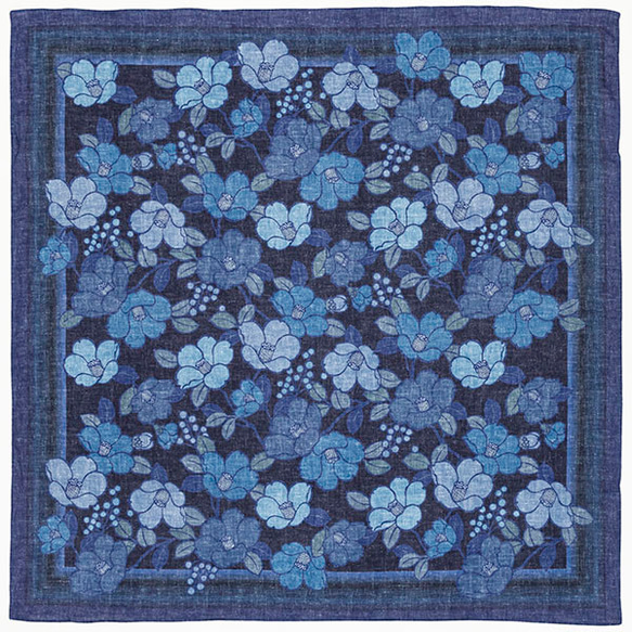 デジタル藍ふろしき～藍椿～　三巾　風呂敷　100㎝　綿麻素材 2枚目の画像
