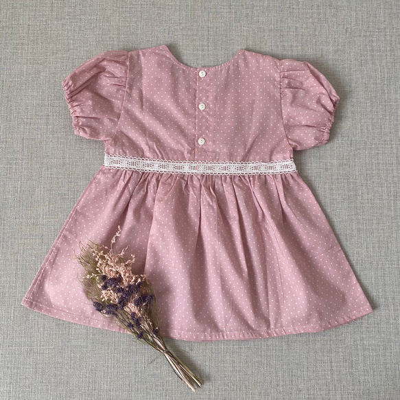 ハンドメイド子供服・ポワン袖ワンピース・100サイズ・ピンク×白ドット 2枚目の画像