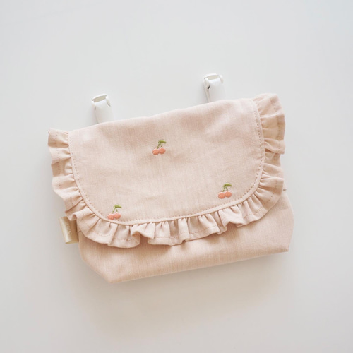 チェリー刺繍のフリル付き移動ポケット＊ピンクベージュ その他入園