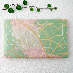 艶やか 袱紗 (ふくさ) 流水に露芝桜　薄緑 3枚目の画像