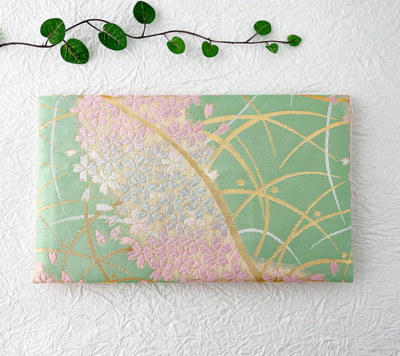 艶やか 袱紗 (ふくさ) 流水に露芝桜　薄緑 3枚目の画像