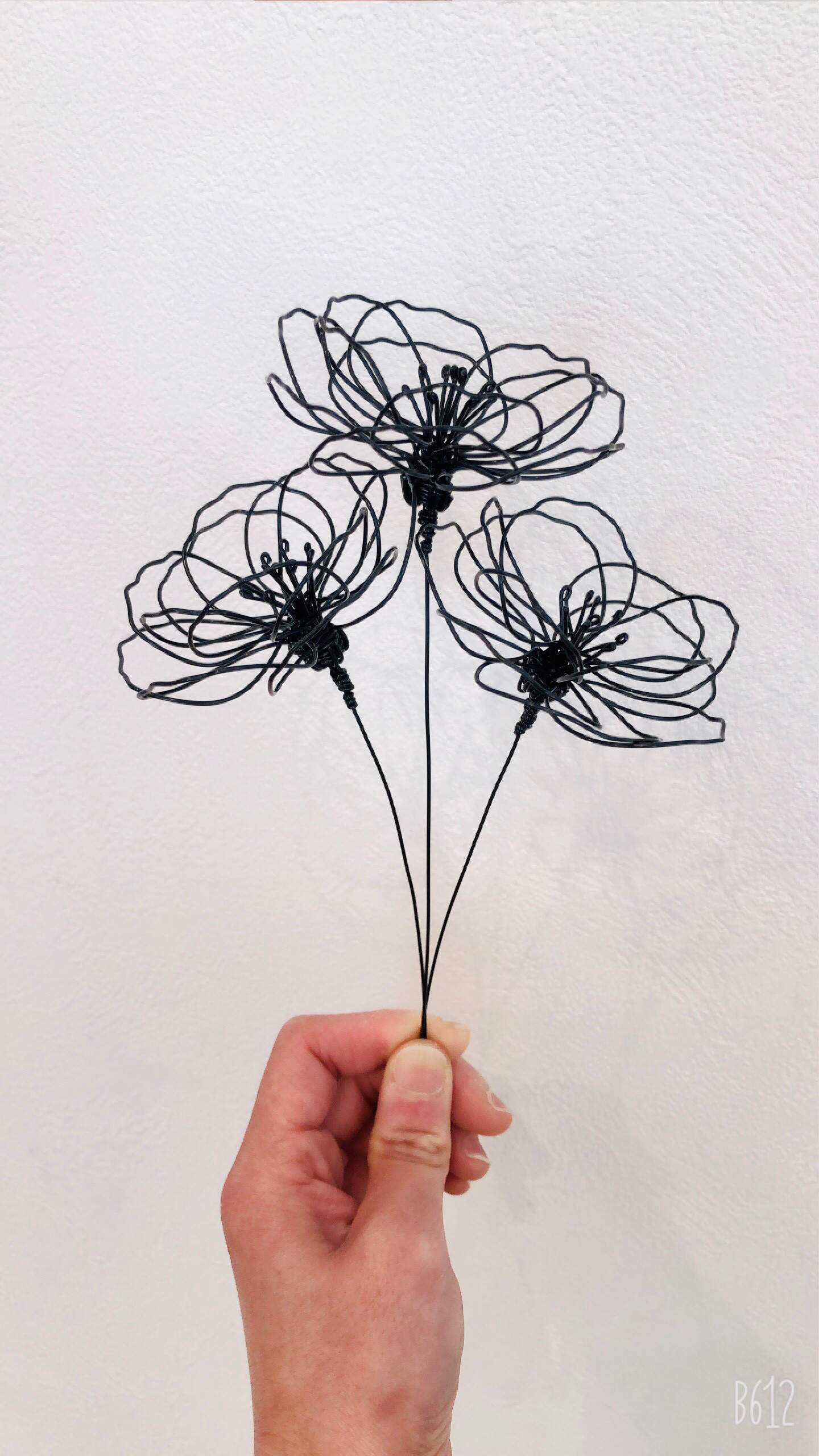 小鳥とネモフィラのお花畑・ワイヤークラフト・ワイヤーアート 小鳥とネモフィラのお花畑・ワイヤークラフト・ワイヤーアート