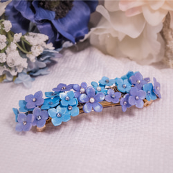 藍紫色黏土花設計髮夾 第2張的照片