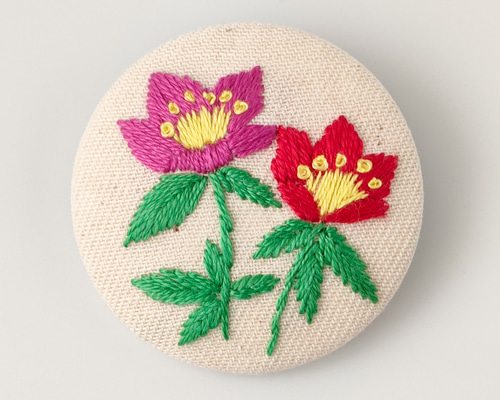 No.526　クリスマスの可愛い訪問者　刺繍ブローチ 激安通販 オンラインショップ】 No.526 クリスマスの可愛い訪問