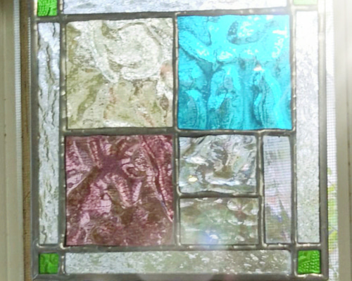 ステンドグラス アンティーク調 ローズガラスパネル(スタンド付