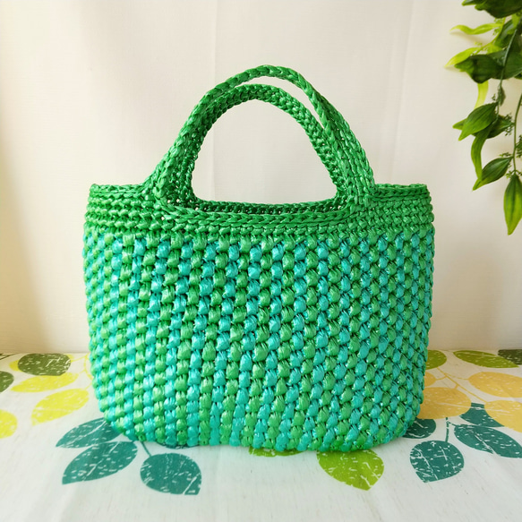 受注制作】軽い手編みのカゴバック 楕円底 スズランテープ グリーン