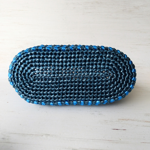 軽い手編みのカゴバック 楕円底 和風 スズランテープ ネイビー×ブルー 