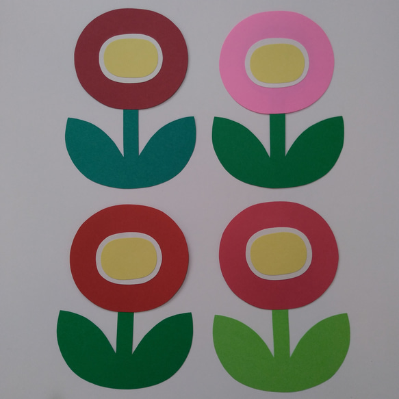丸い花とつぼみのセット～赤系～ 1枚目の画像