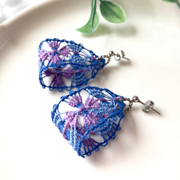 あじさい　糸のピアス/イヤリング　ニャンドゥティ  紫色の紫陽花　 7枚目の画像