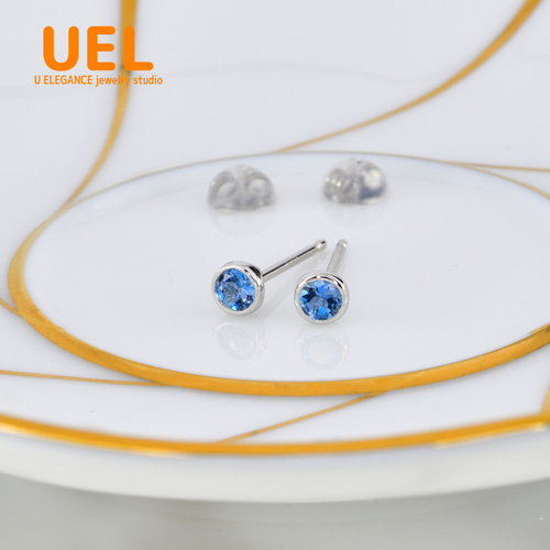 Pt900 3.5mm サンタマリアアクアマリン 覆輪留めスタッドピアス  