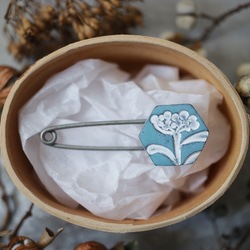 気まぐれお値下げ中♡　Yoshinob お花モチーフ　ネックレス 気まぐれお値下げ中♡ Yoshinob お花モチーフ ネックレス - メルカリ