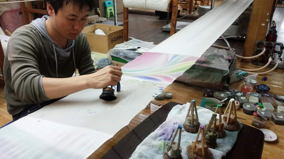 日本紙折扇「妙月浮世風」手繪絕品 第13張的照片