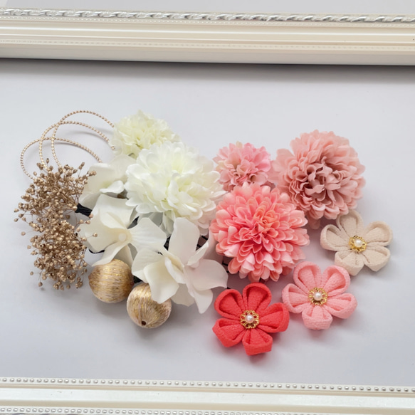 ピンク*金 ピンポンマム❁ つまみ細工小花 ❁﻿成人式 振袖 髪飾り 2枚目の画像