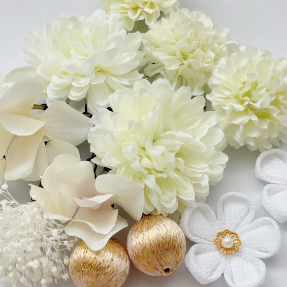ホワイト＊ピンポンマム❁ つまみ細工小花 ❁﻿成人式 振袖 髪飾り 8枚目の画像