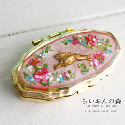 森林花田藥丸盒（帶兔、粉色、橢圓、鏡子） 第2張的照片