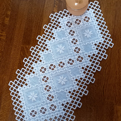 受注制作】北欧ハーダンガー刺繍 テーブルリネン 手刺繍