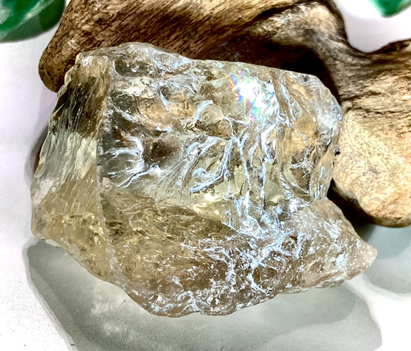 シトリン 非加熱 虹入り レインボー 楽天市場】虹入り シトリン 不定形タンブル 黄水晶□ブラジル産