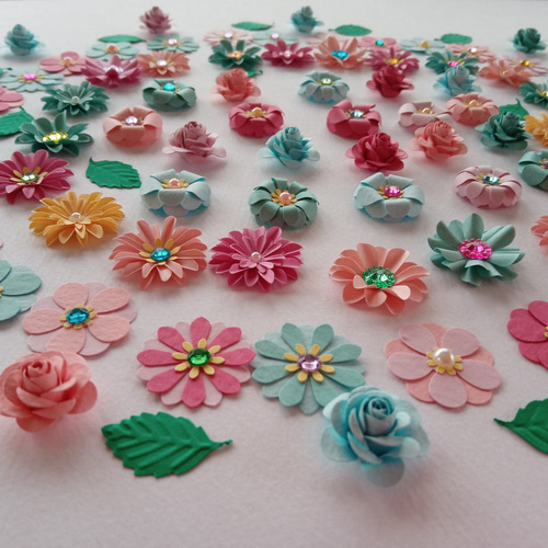 ピンク、水色系 ペーパーフラワー詰め合わせ 30個 葉30個 クラフト