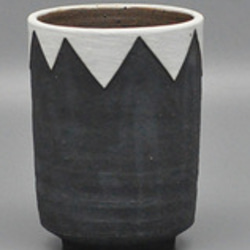 手作リ植木鉢、陶器 丸形 小型レトロ小花器 1枚目の画像
