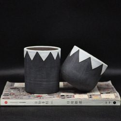 手作リ植木鉢、陶器 丸形 小型レトロ小花器 2枚目の画像