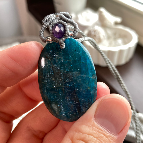 シャイニーブルーアパタイト ☆シンプル☆ マクラメ編みネックレス