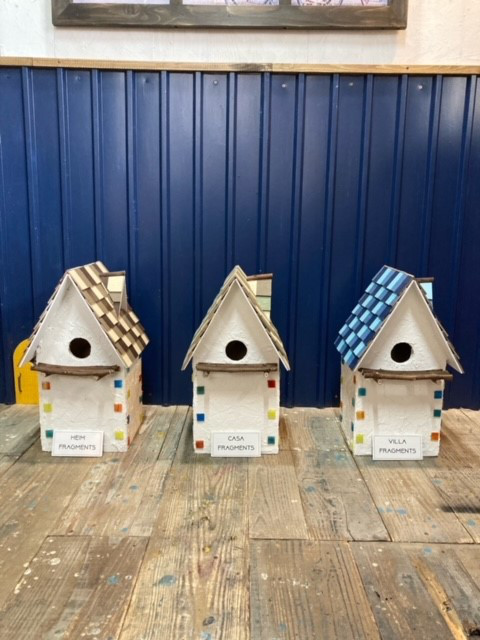 巣箱【漆喰塗りでどことなく北欧風な・・・】