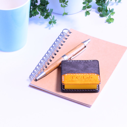 イタリアンレザー ふせん ケース (Post-it用) メモ帳 T.C/Lab 通販