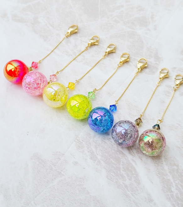 【顏色選擇】水氣球、溜溜球玻璃球吊飾、面具吊飾 第1張的照片