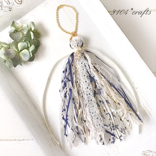 引き揃え糸のタッセルバッグチャーム＊アンティークドレス バッグ