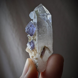 【Yaogangxian Fluorite】ヤオガンシャン産｜ファントムクォーツ with フローライト｜ 中国湖南省 1枚目の画像