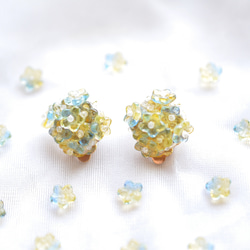 紫陽花ハンドメイド2022　【涼泉】イヤリング/ピアス　チェコガラスビーズ+天然石 1枚目の画像