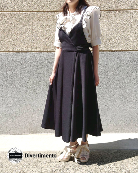 ファっと巻きフレアースカート。 大きなリぼん くるっと回ると広がる 