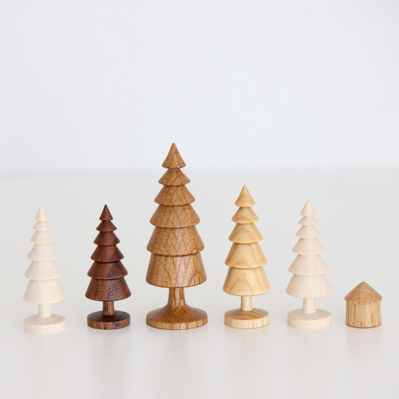 家と木の置物　6点セット 1枚目の画像