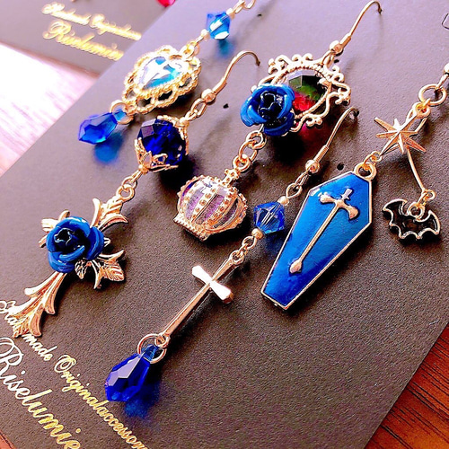 再販】【完全受注制作】十字架 ゴシック風 クロスのピアス／イヤリング