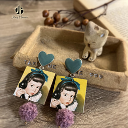 Girl with a Handset・Vintage style pierced / clip-on earrings 2枚目の画像