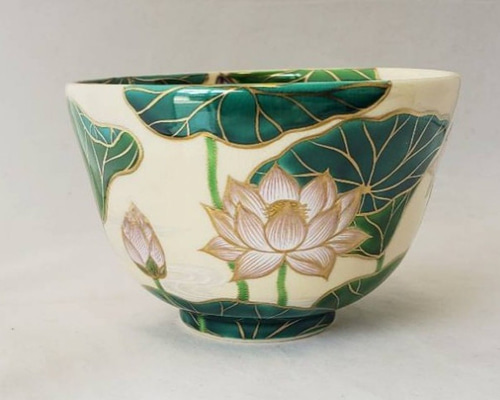 蓮の花模様の茶碗 陶器製 蓮の花 初夏の抹茶盌 茶碗・めし碗 陶彩 花と風 通販 13831375