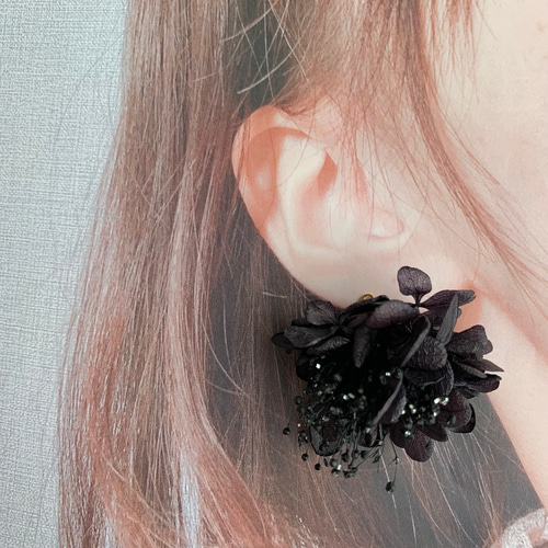 ブラック×あじさい×かすみそう】ドライフラワー ピアス・イヤリング 