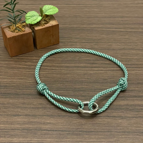 ○サイズ調整可○シンプル‼︎パラコード☆リング付チョーカー 全8色