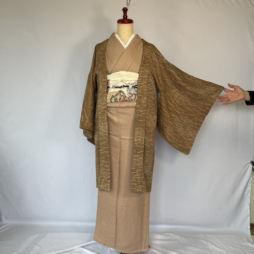 新品 正絹 袷 女物 長羽織 薄茶 松葉 着物 haori しば田（お休み  