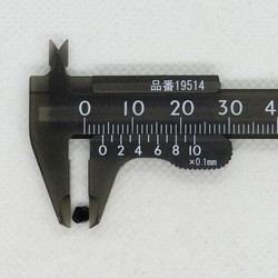 飛鳥庵ガラスビーズ そろばん型カット 4mm 不透明ブラック（ジェット） 3枚目の画像