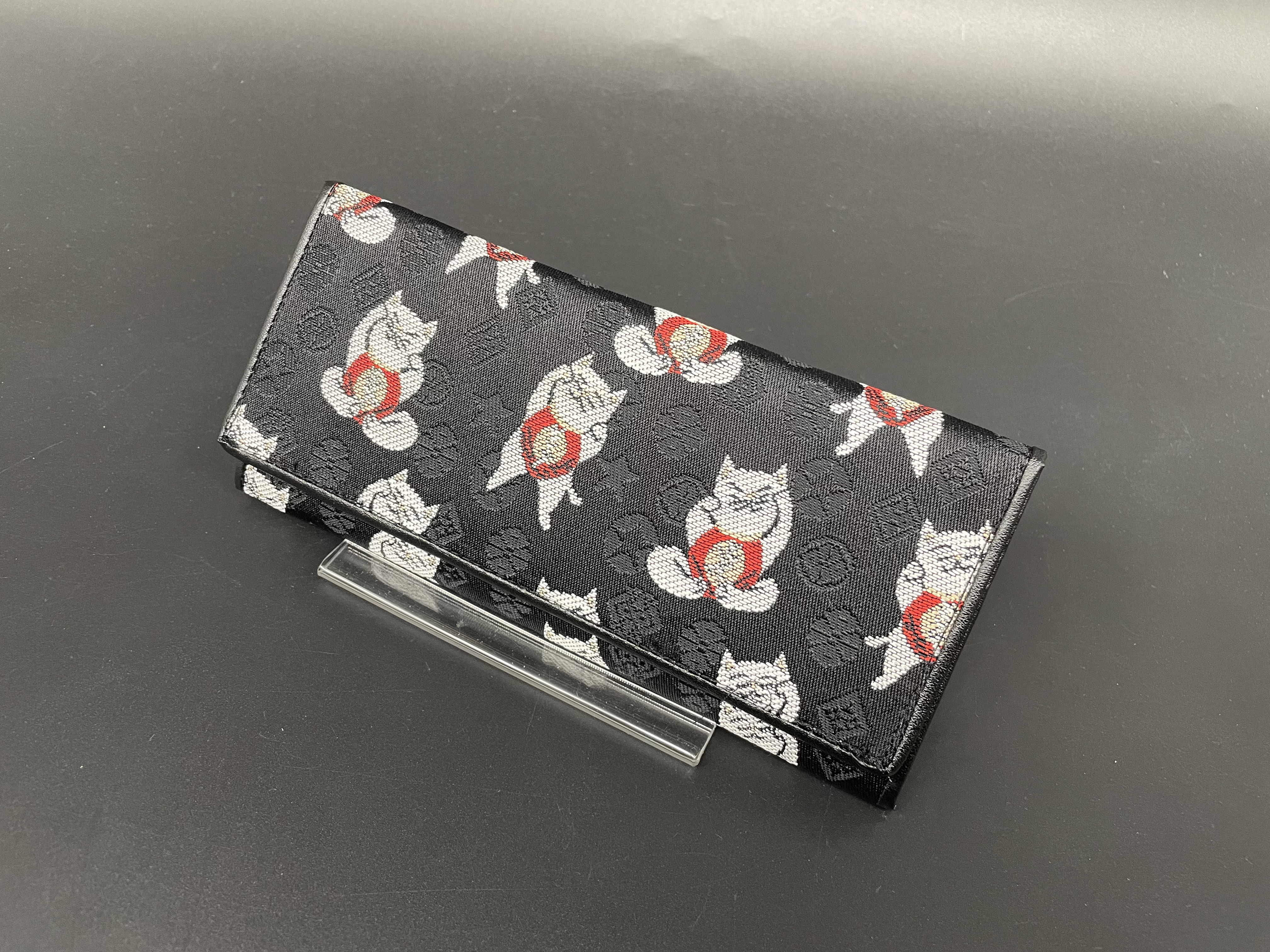 本場筑前博多織オリジナル札入れ1 オリジナルネコ柄　招き猫　献上モノグラム　黒白