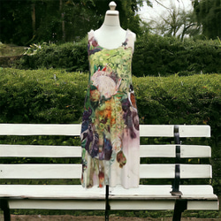 紫陽花ハンドメイド2024【受注生産】紫陽花とキングプロテアノースリーブミディドレス 1枚目の画像